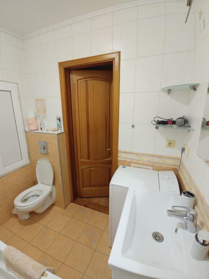 Sun Apartments City Centre Odessa Exterior foto